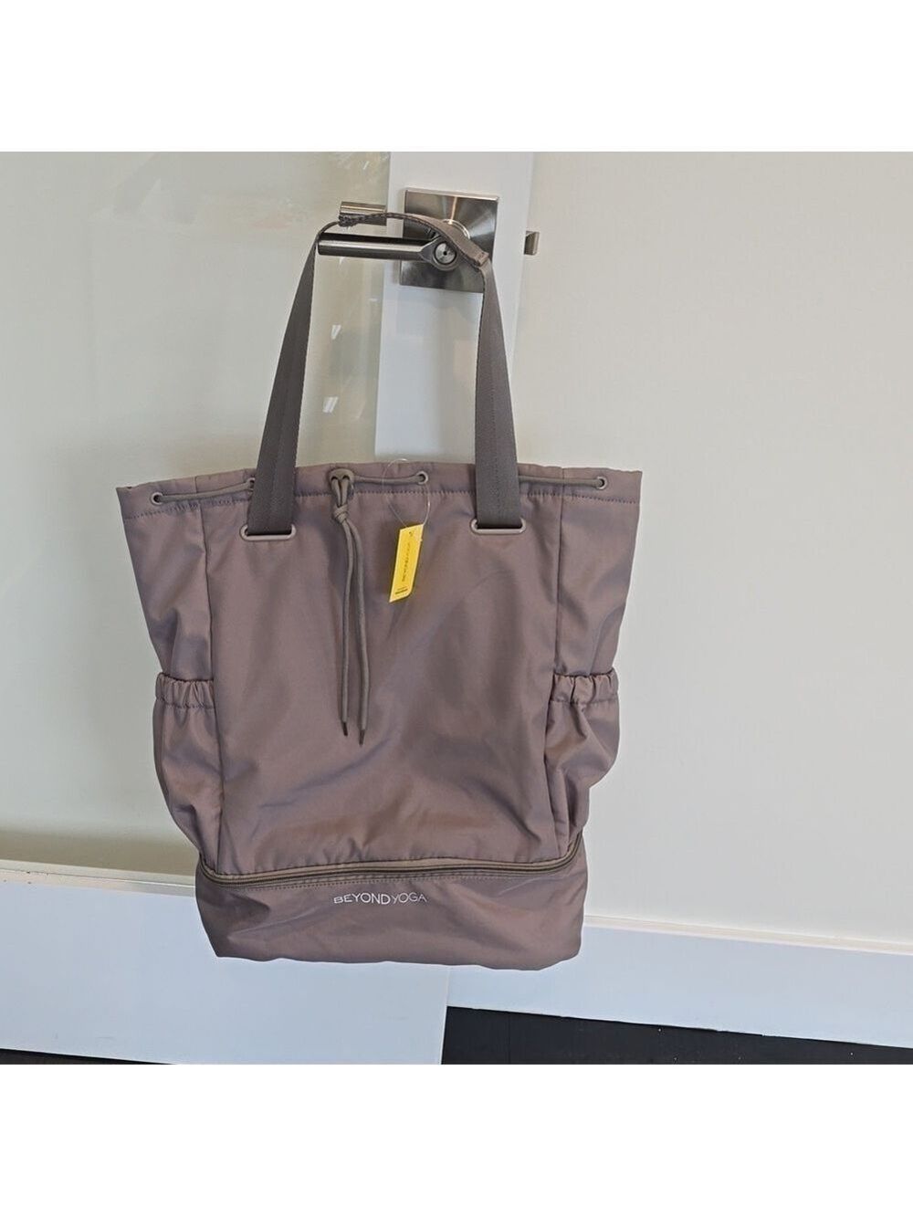 Beyond Yoga Convertible Gym Bag Backpack in Birch NEW! - Picture 9 of 12